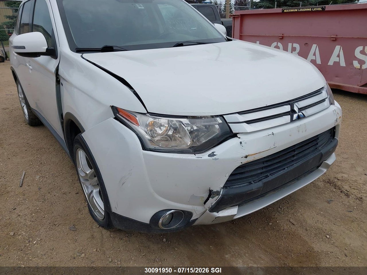 2015 MITSUBISHI OUTLANDER SE thumbnail 7