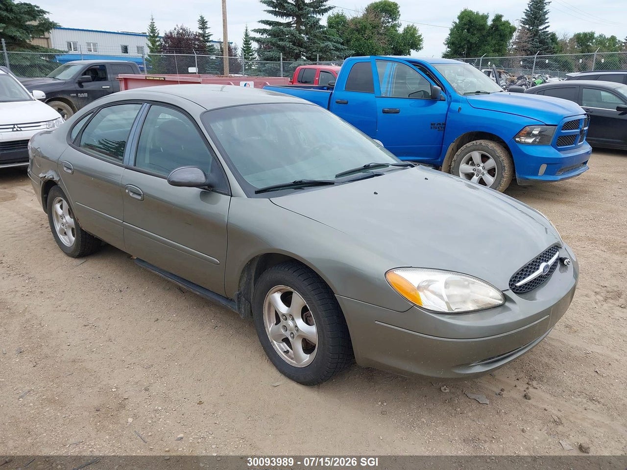 2002 FORD TAURUS SE thumbnail 2