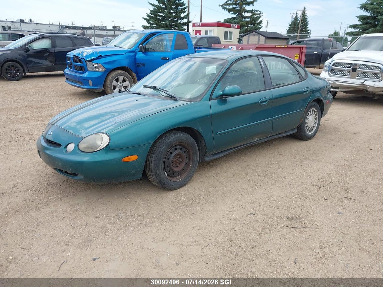 1997 FORD TAURUS GL thumbnail 3