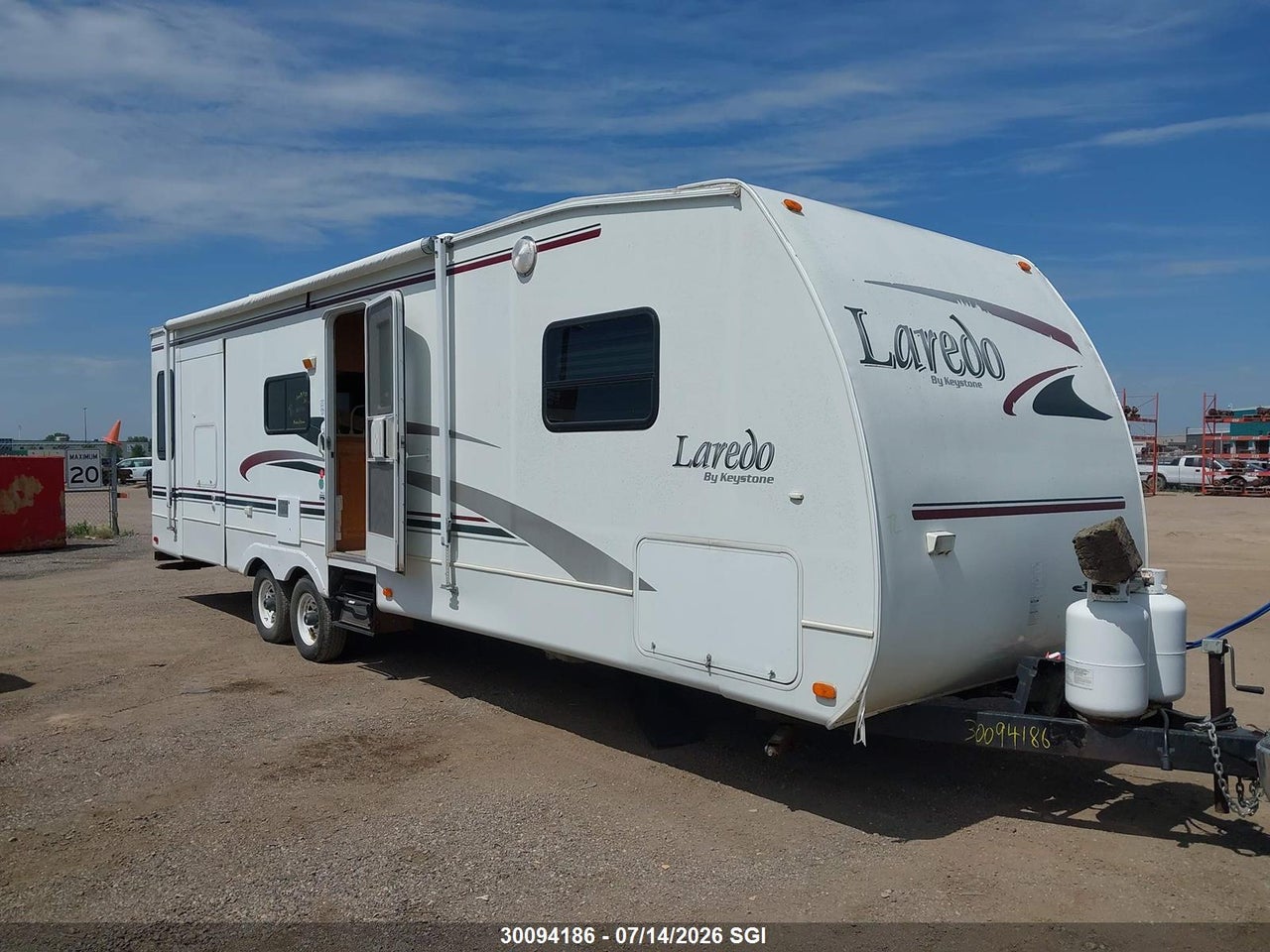 2004 KEYSTONE LAREDO 308GR thumbnail 2