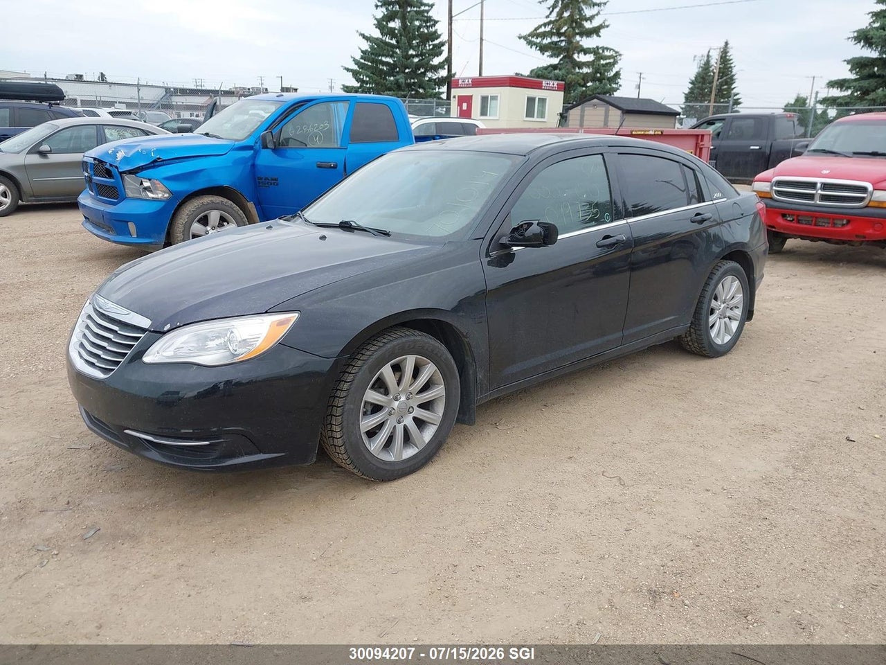 2013 CHRYSLER 200 LX thumbnail 3