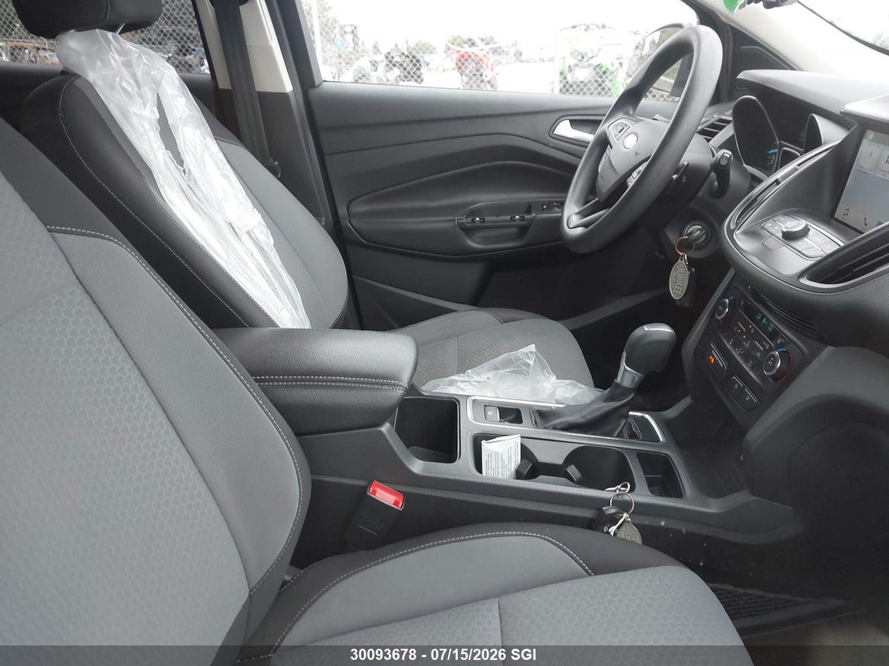 2017 FORD ESCAPE SE thumbnail 6