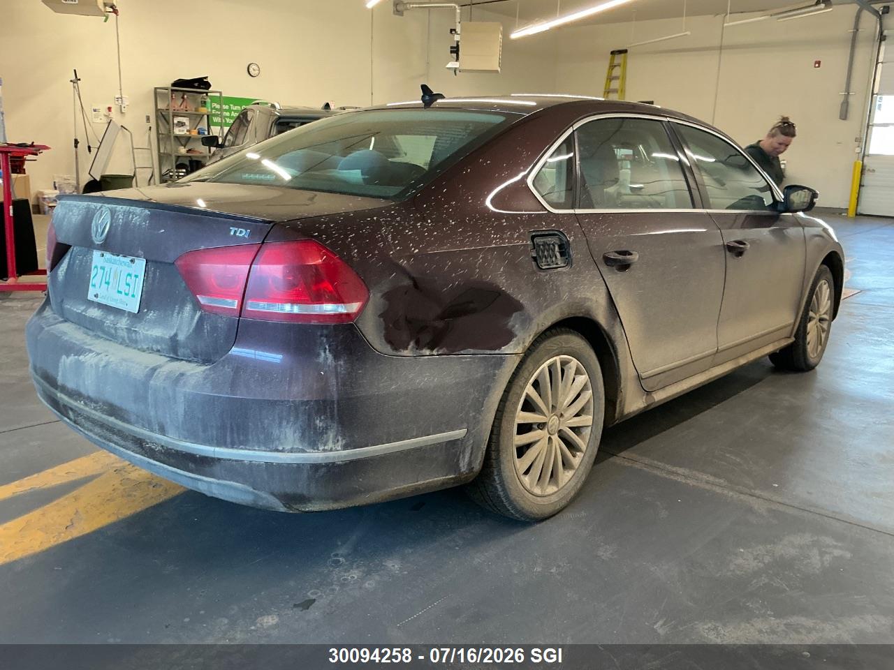 2013 VOLKSWAGEN PASSAT SEL thumbnail 11