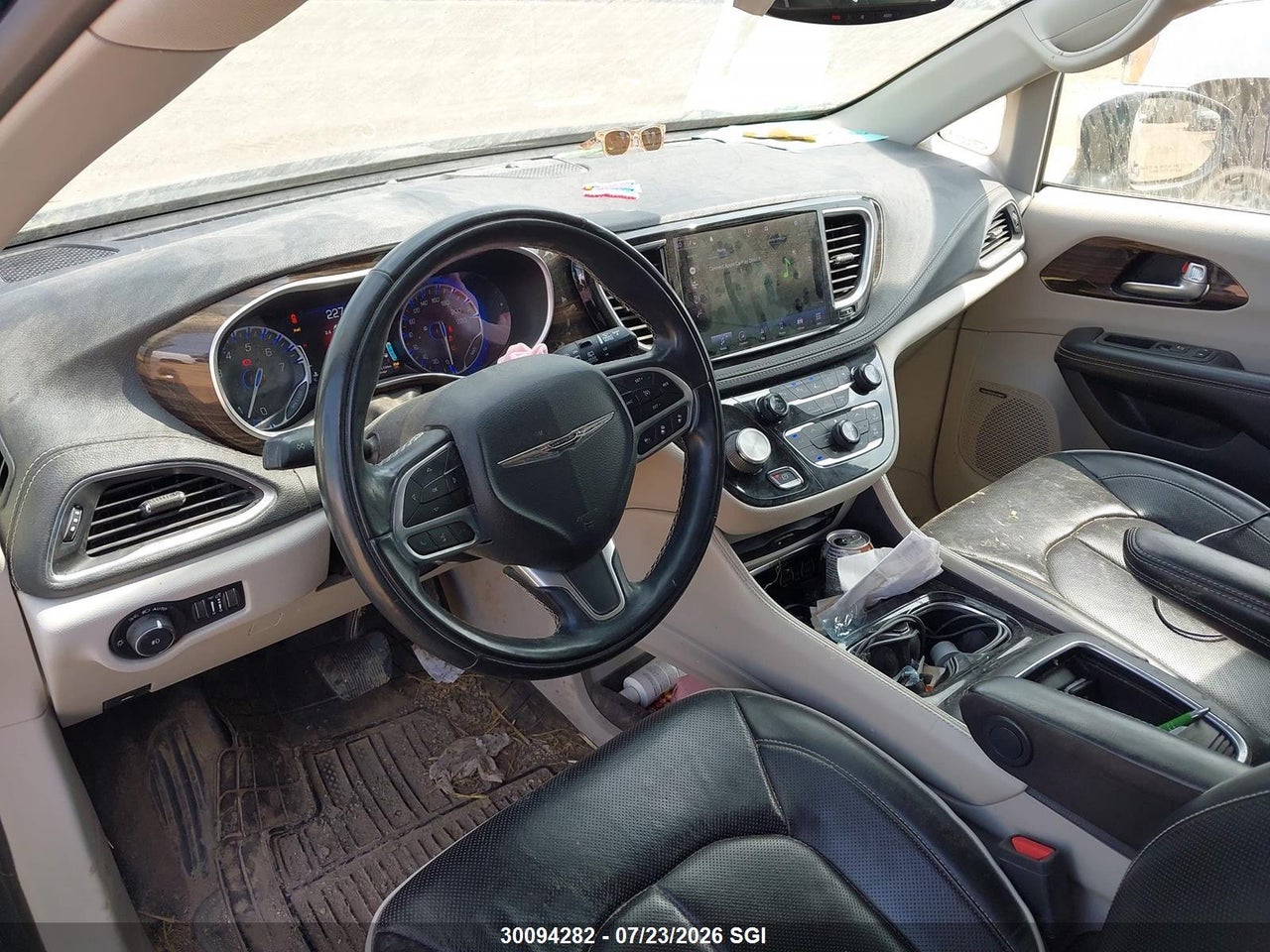 2022 CHRYSLER PACIFICA LIMITED thumbnail 6