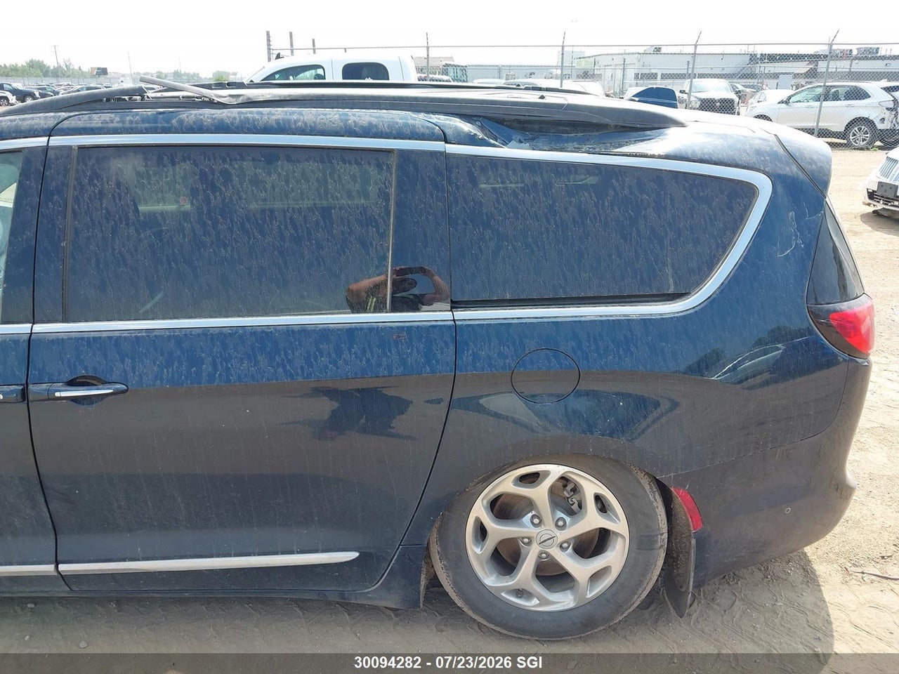 2022 CHRYSLER PACIFICA LIMITED thumbnail 7