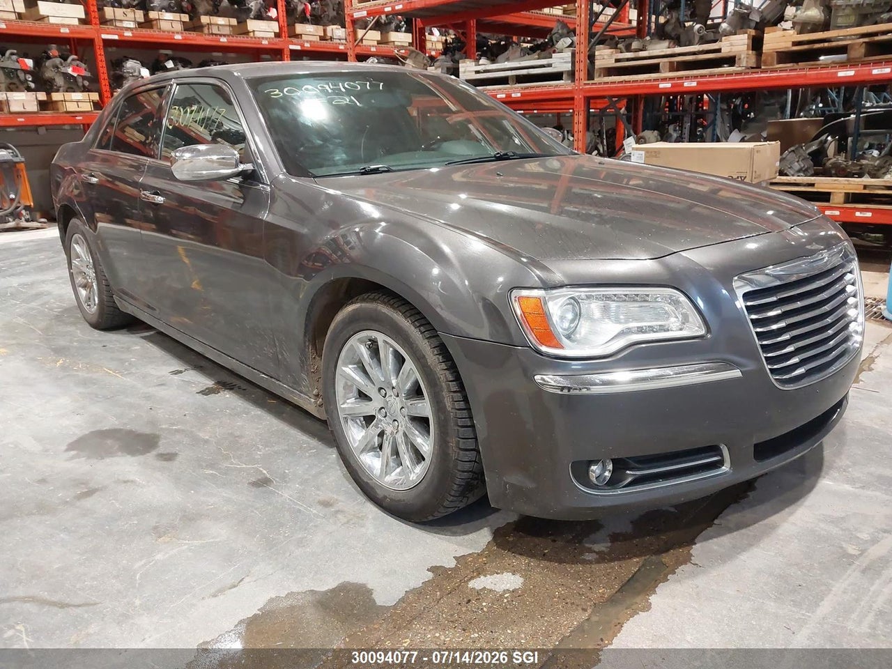 2013 CHRYSLER 300C thumbnail 2