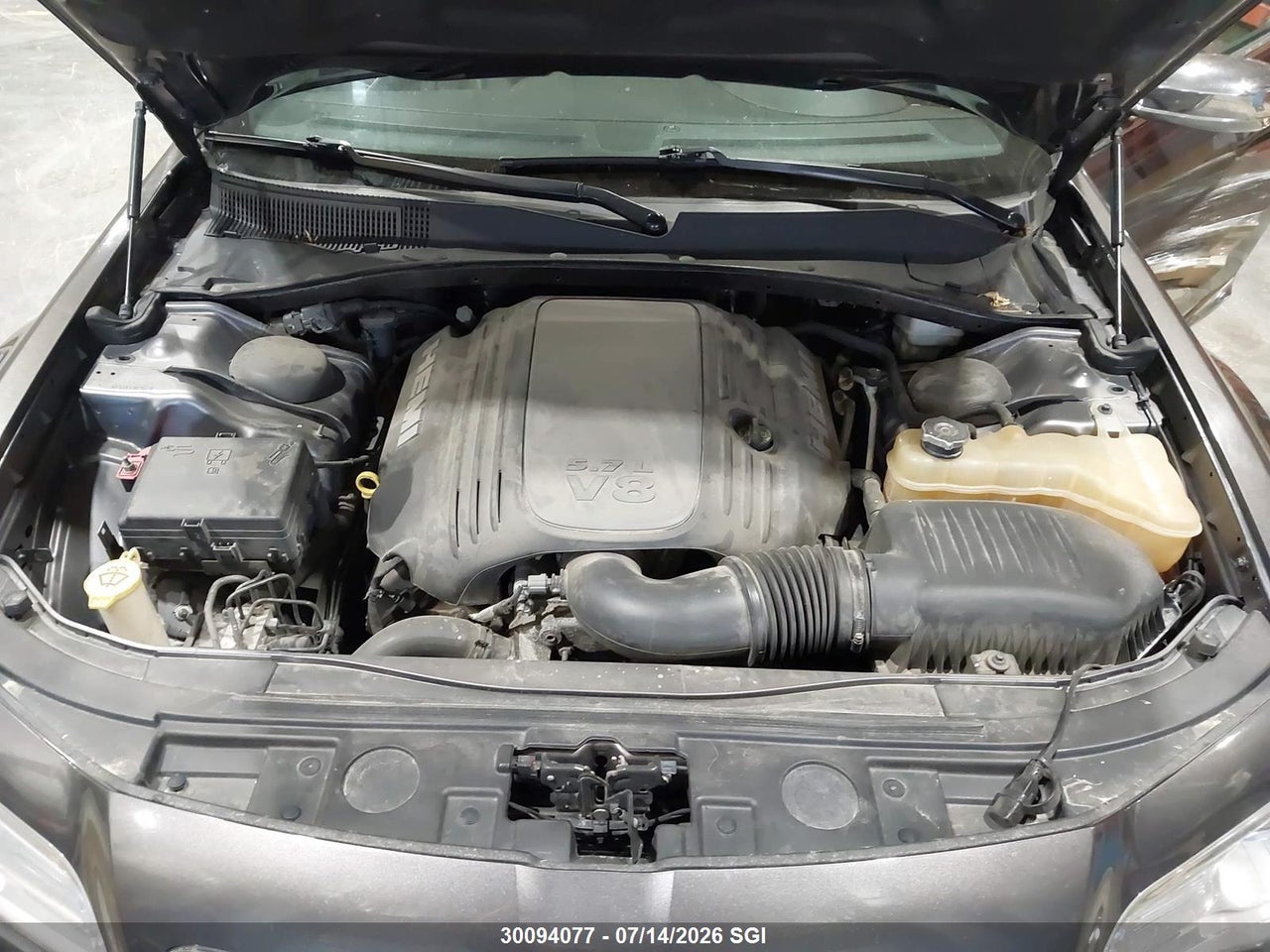 2013 CHRYSLER 300C thumbnail 11