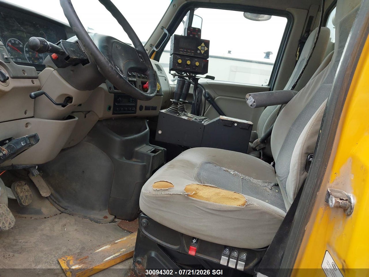 2007 STERLING TRUCK LT 9500 thumbnail 9