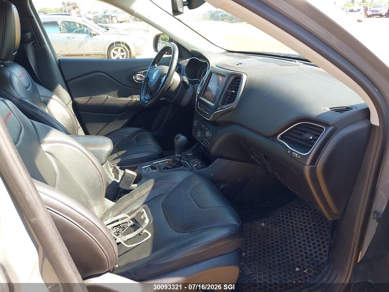 2019 JEEP CHEROKEE TRAILHAWK thumbnail 6