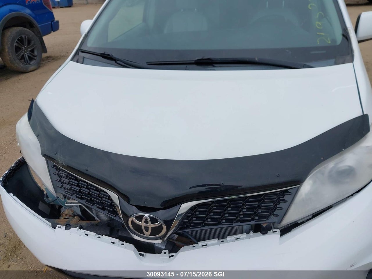 2012 TOYOTA SIENNA LE thumbnail 11