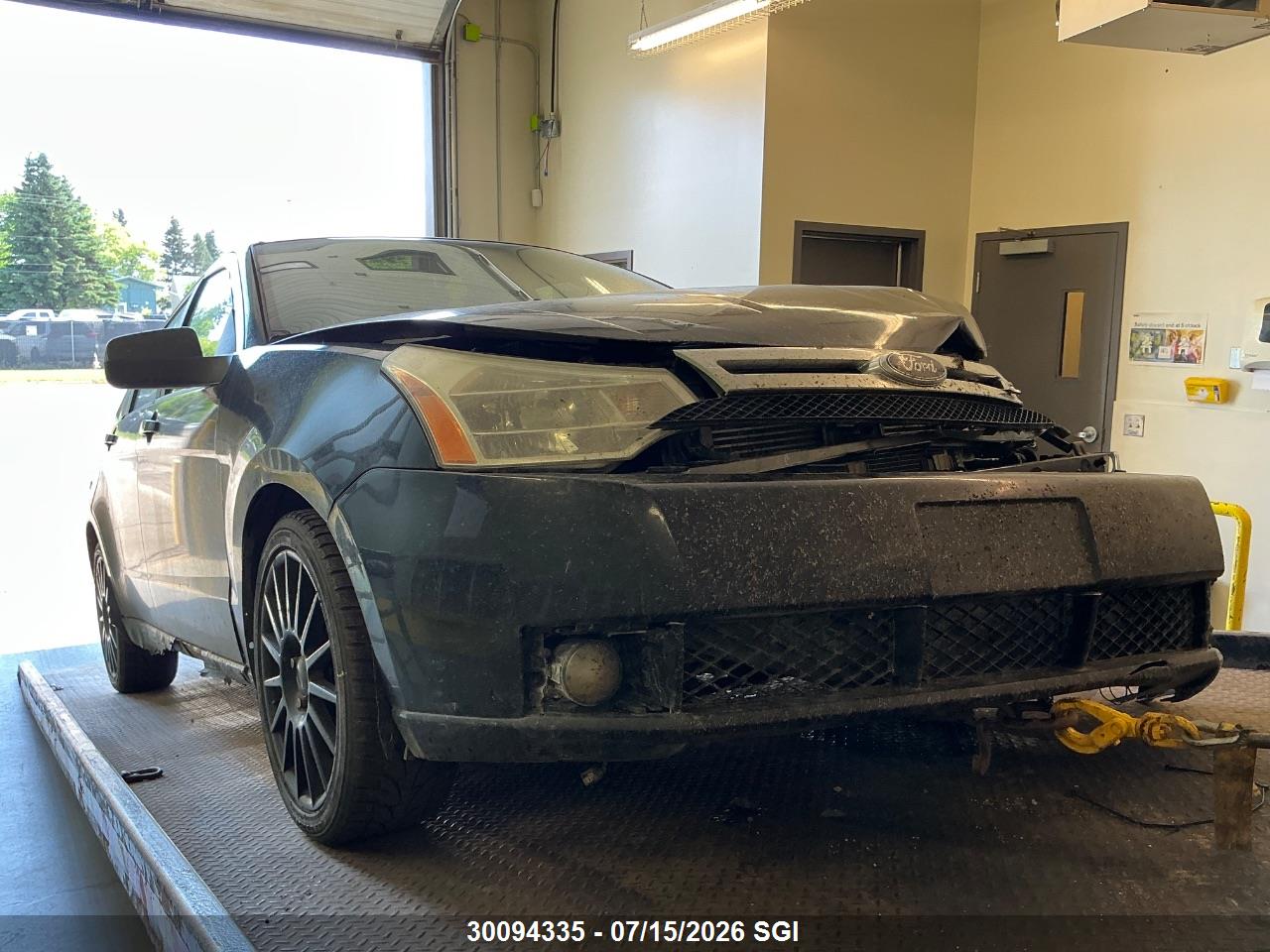 2009 FORD FOCUS SES thumbnail 3