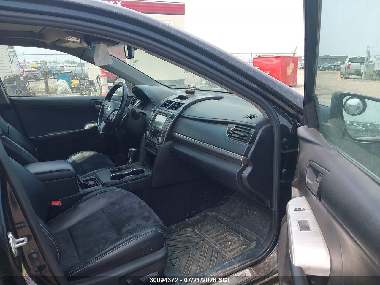 2012 TOYOTA CAMRY SE/LE/XLE thumbnail 6