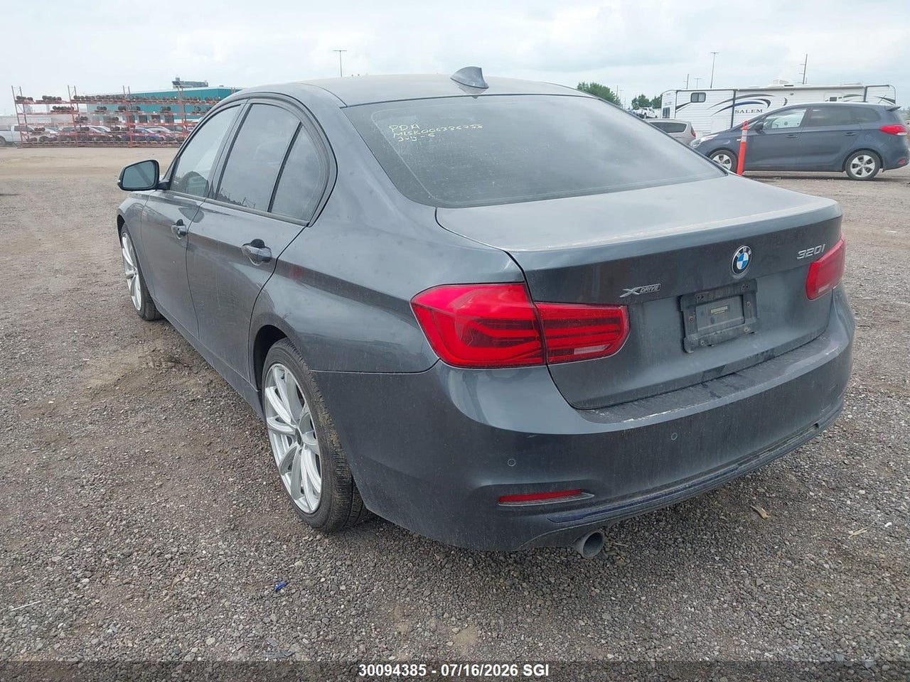 2016 BMW 320 XI thumbnail 4