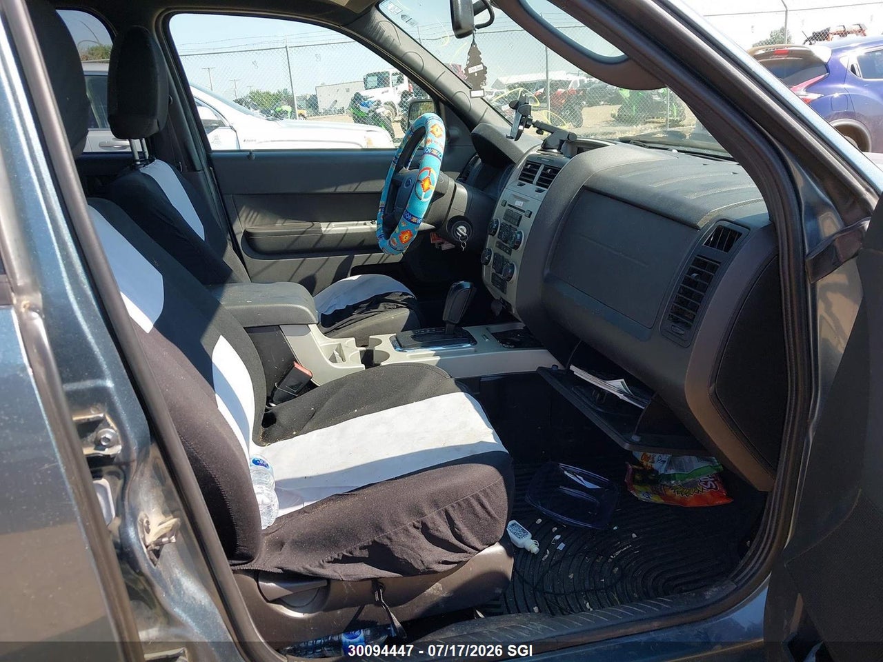2012 FORD ESCAPE XLT thumbnail 6
