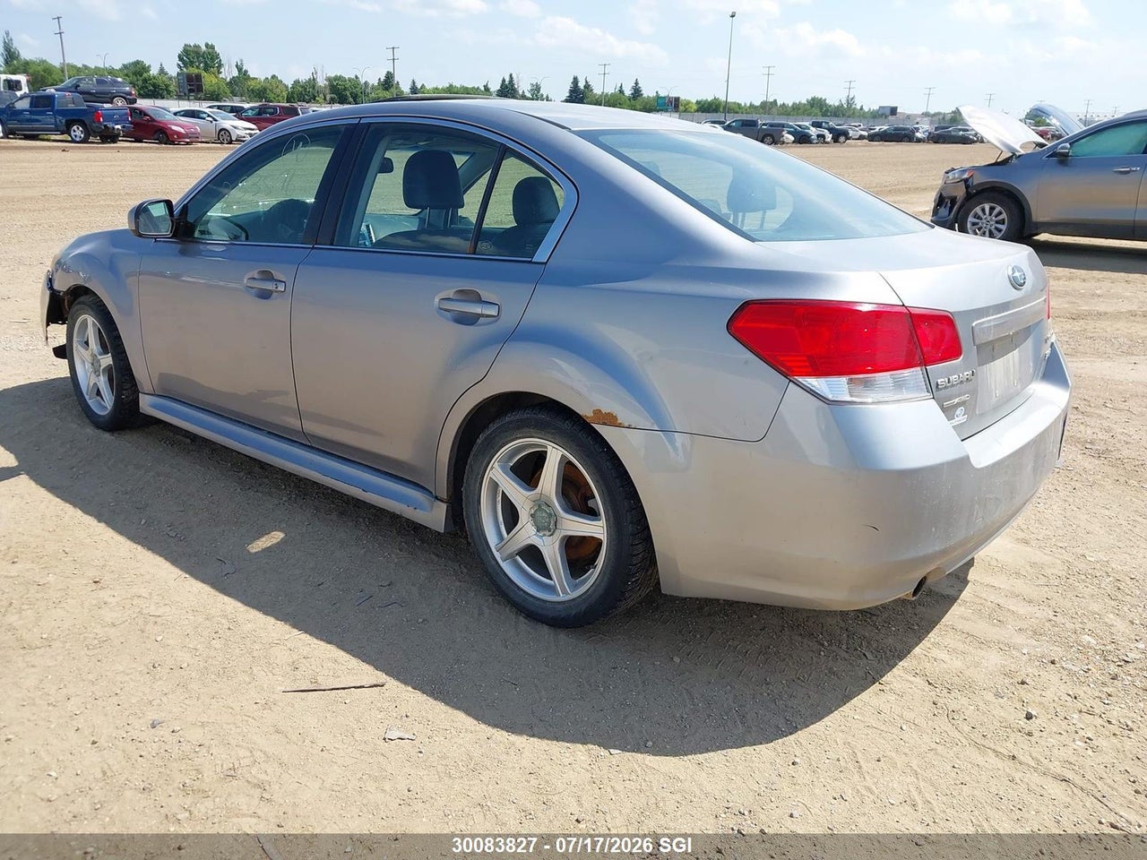 2010 SUBARU LEGACY 3.6R LIMITED thumbnail 4