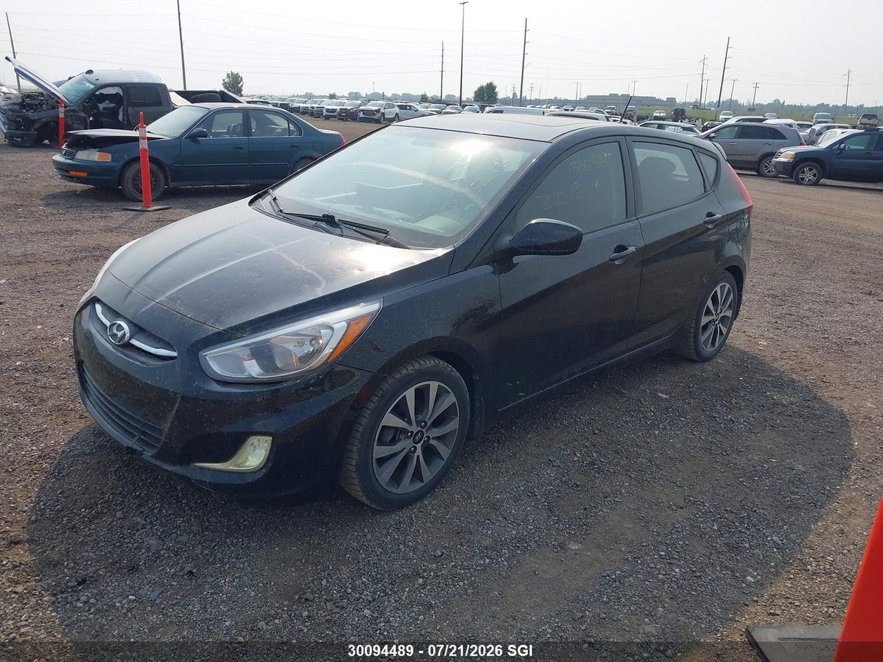 2017 HYUNDAI ACCENT SE thumbnail 3