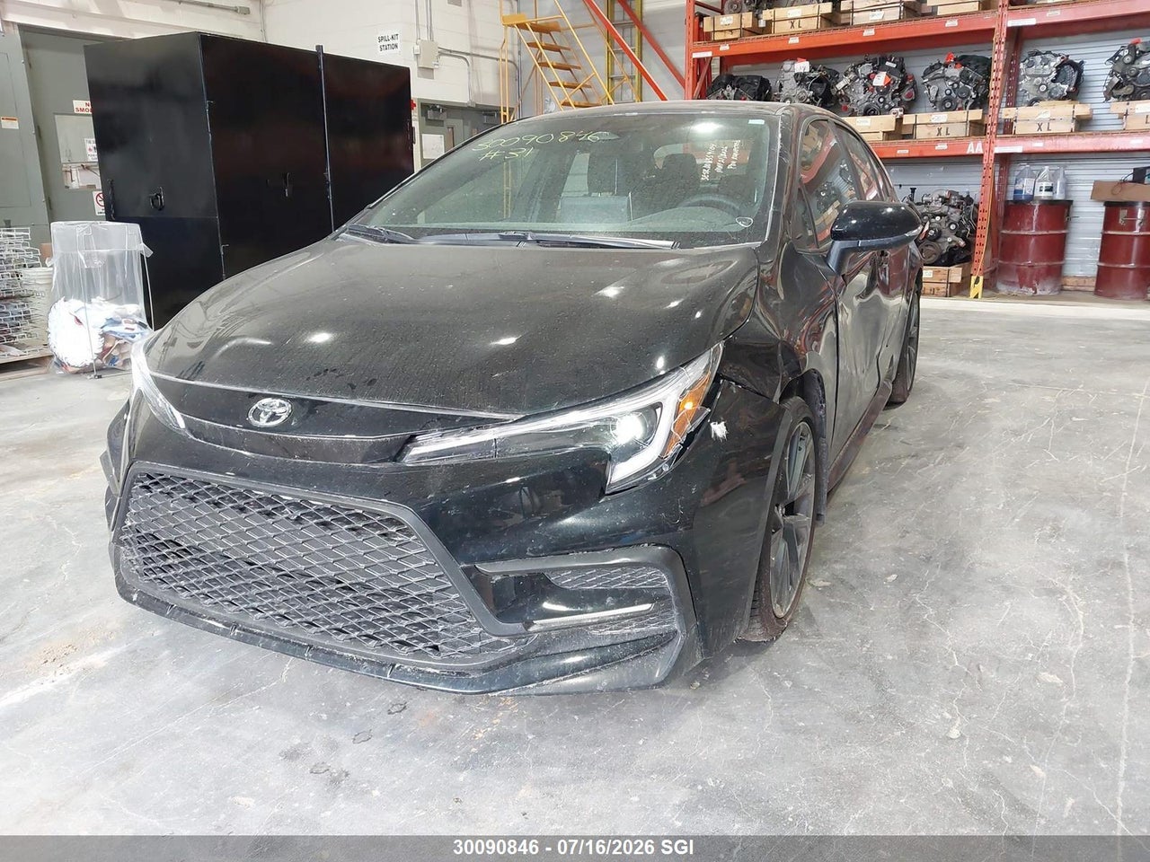 2026 TOYOTA COROLLA SE/XSE thumbnail 3