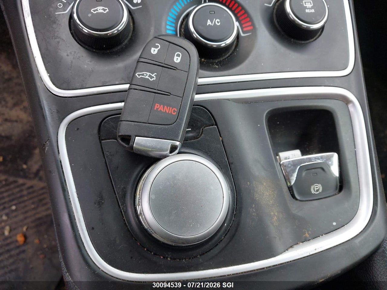 2016 CHRYSLER 200 LX thumbnail 12
