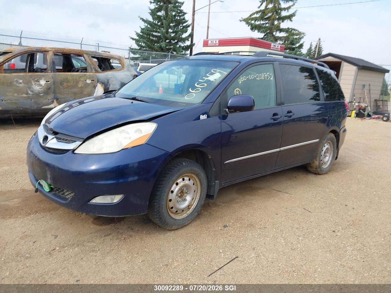 2006 TOYOTA SIENNA XLE/XLE LIMITED thumbnail 3