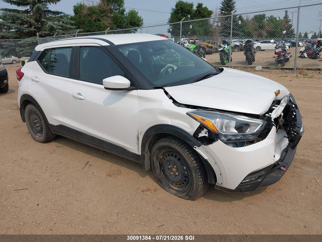 2019 NISSAN KICKS S/SR/SV thumbnail 2