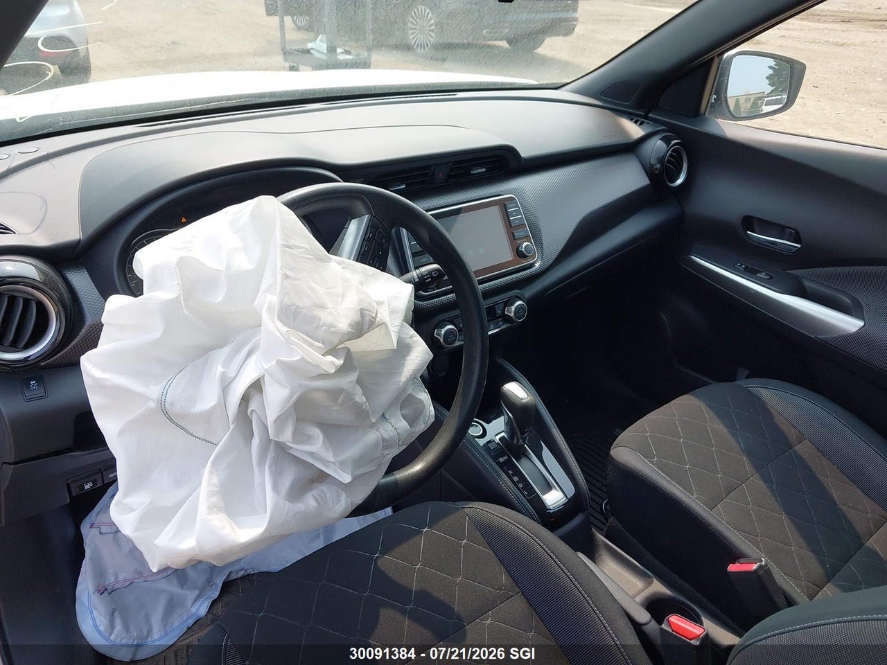 2019 NISSAN KICKS S/SR/SV thumbnail 6
