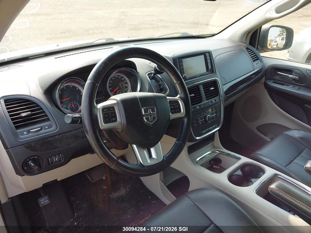 2012 DODGE GRAND CARAVAN CREW thumbnail 6