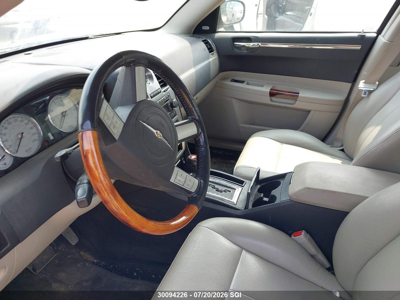 2005 CHRYSLER 300 TOURING thumbnail 8