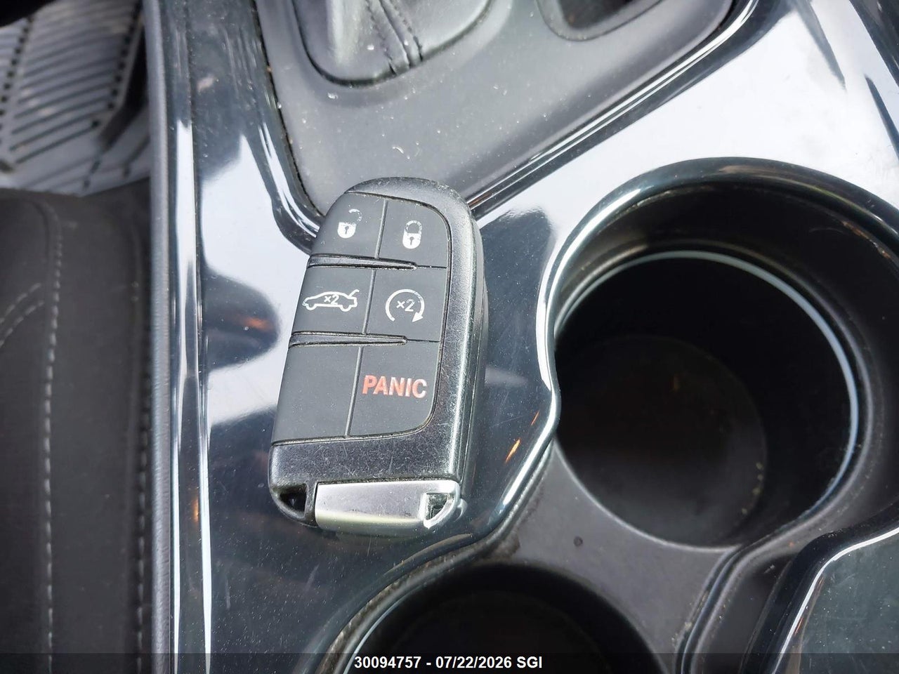 2015 DODGE CHALLENGER SXT thumbnail 12