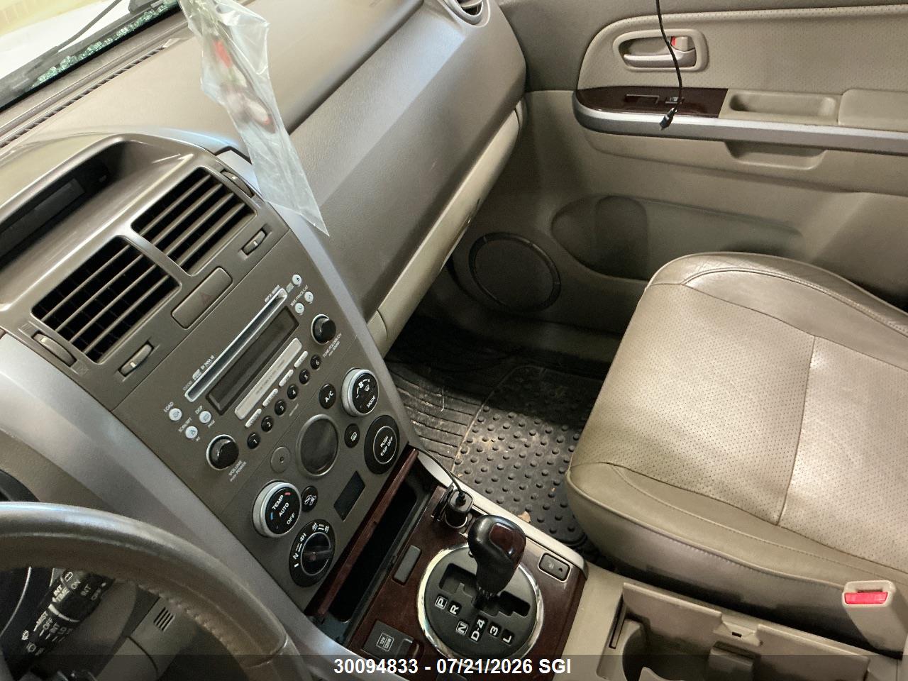 2008 SUZUKI GRAND VITARA LUXURY thumbnail 12