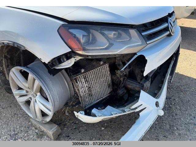 2013 VOLKSWAGEN TOUAREG V6 TDI thumbnail 4