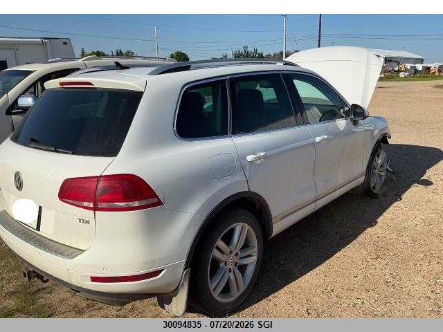2013 VOLKSWAGEN TOUAREG V6 TDI thumbnail 6