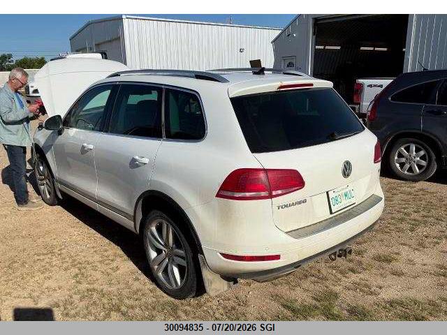 2013 VOLKSWAGEN TOUAREG V6 TDI thumbnail 10