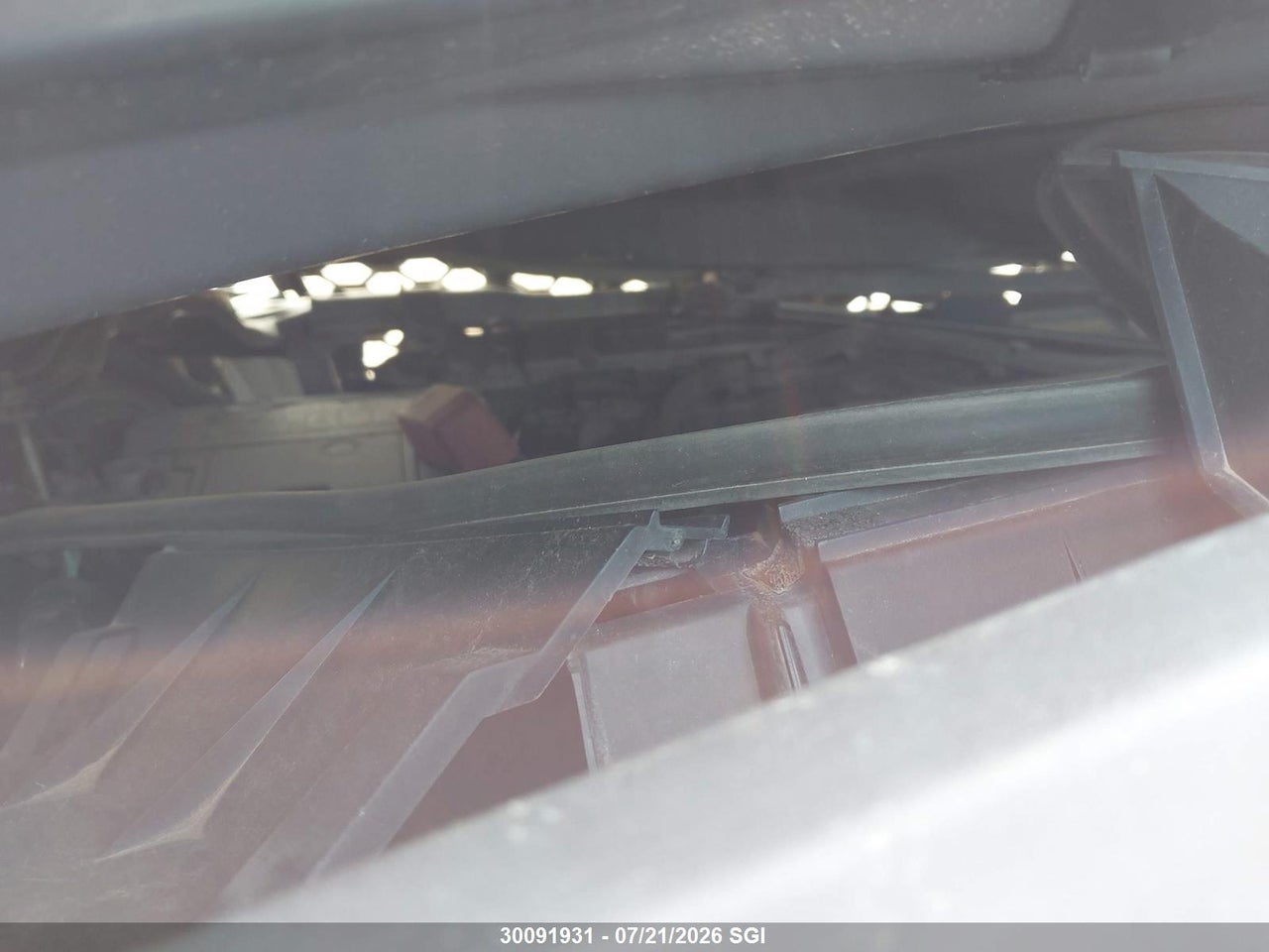 2010 PONTIAC VIBE thumbnail 11