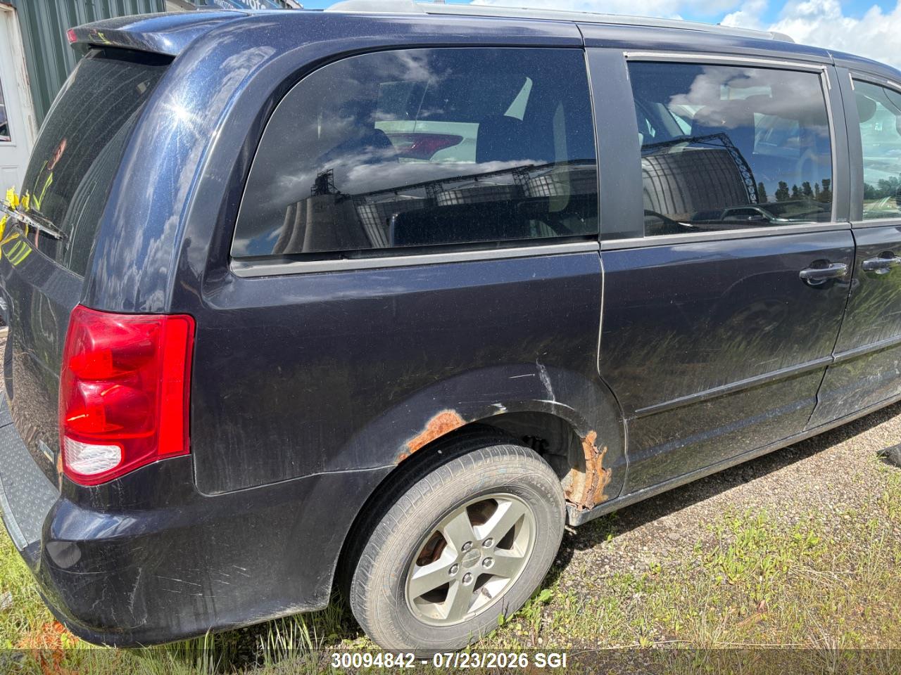 2011 DODGE GRAND CARAVAN EXPRESS thumbnail 5