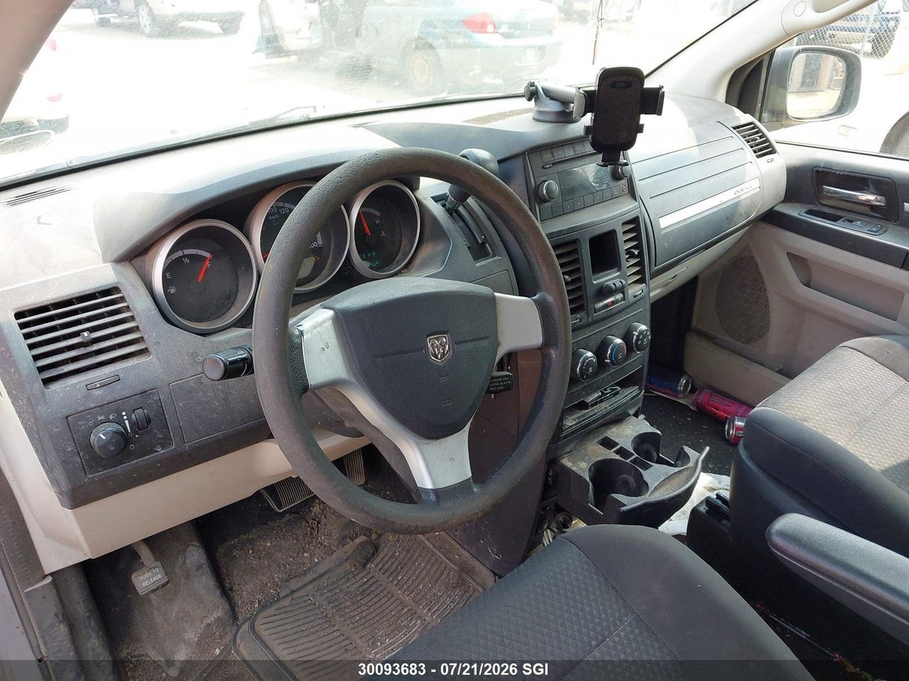2010 DODGE GRAND CARAVAN SE thumbnail 6