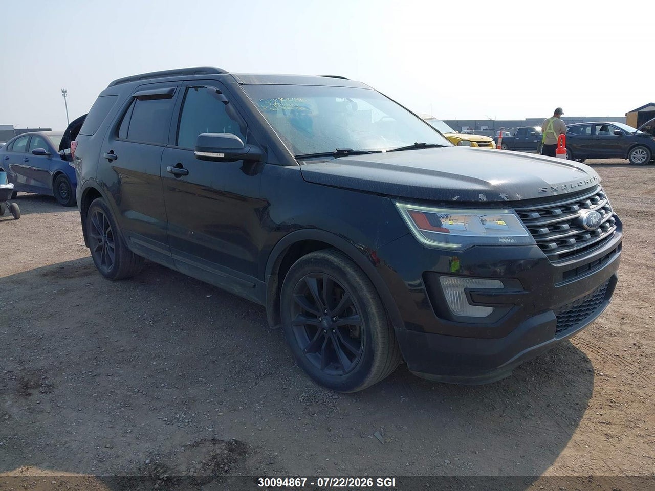 2017 FORD EXPLORER XLT thumbnail 2