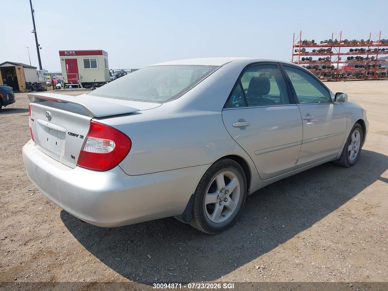 2004 TOYOTA CAMRY SE thumbnail 5