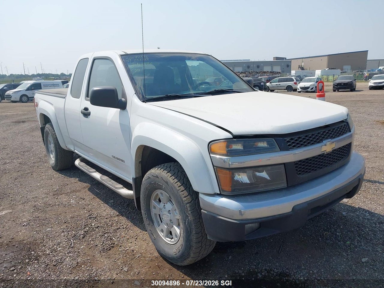 2004 CHEVROLET COLORADO thumbnail 2