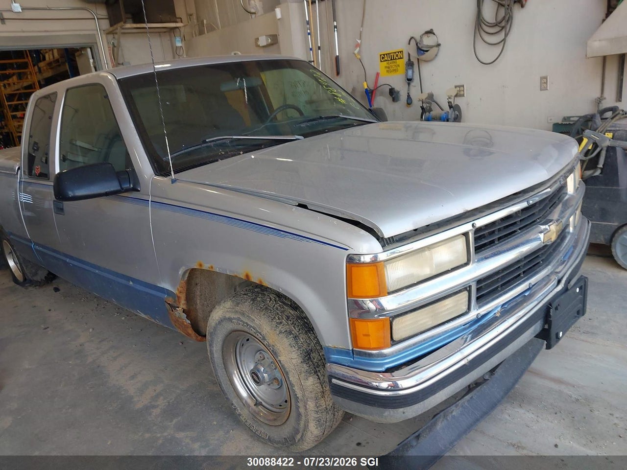 1996 CHEVROLET GMT-400 C1500 thumbnail 2