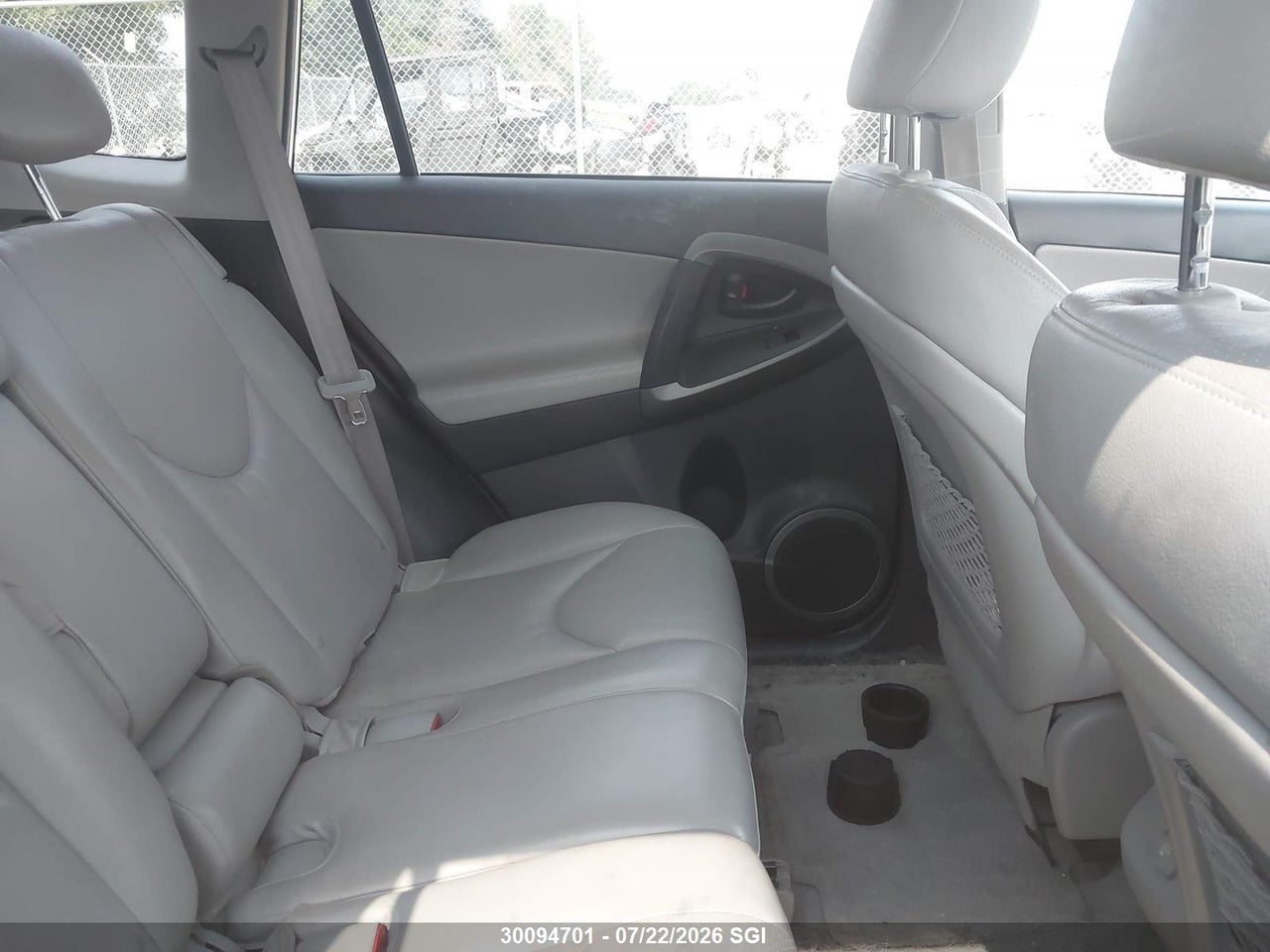 2010 TOYOTA RAV4 LIMITED thumbnail 9