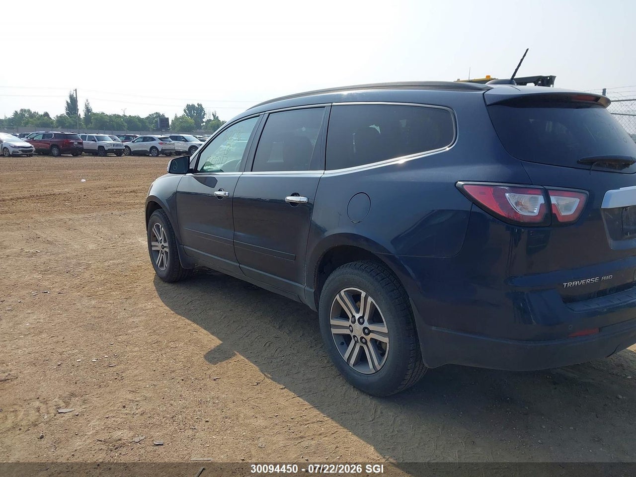 2017 CHEVROLET TRAVERSE LT thumbnail 4
