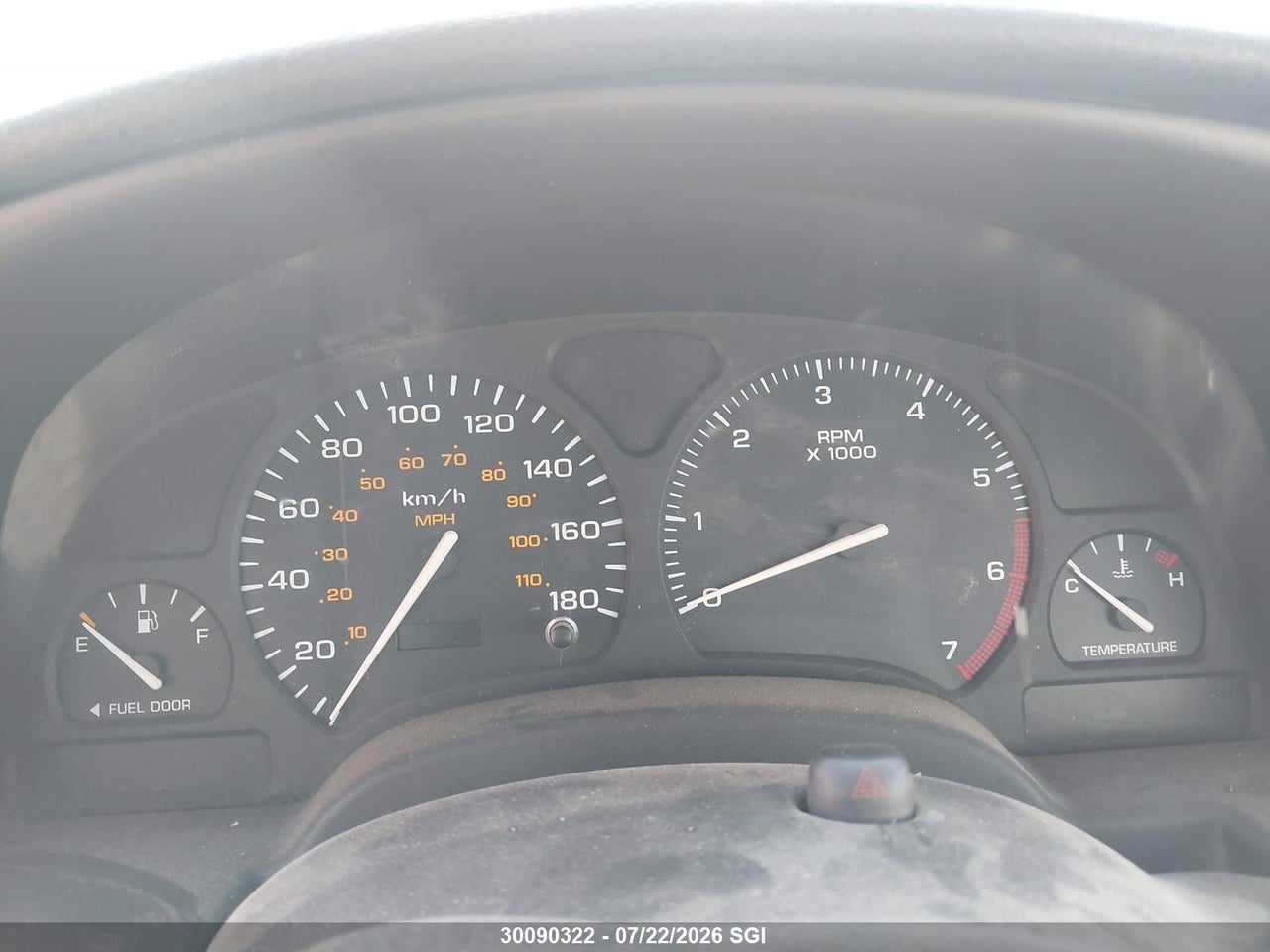 2002 SATURN SL thumbnail 8