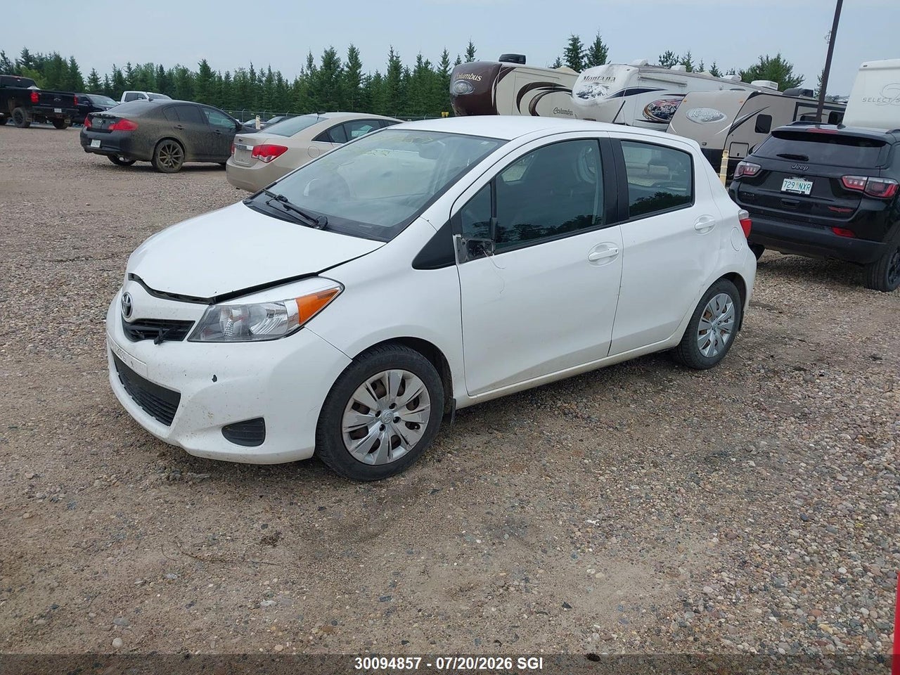 2014 TOYOTA YARIS thumbnail 3