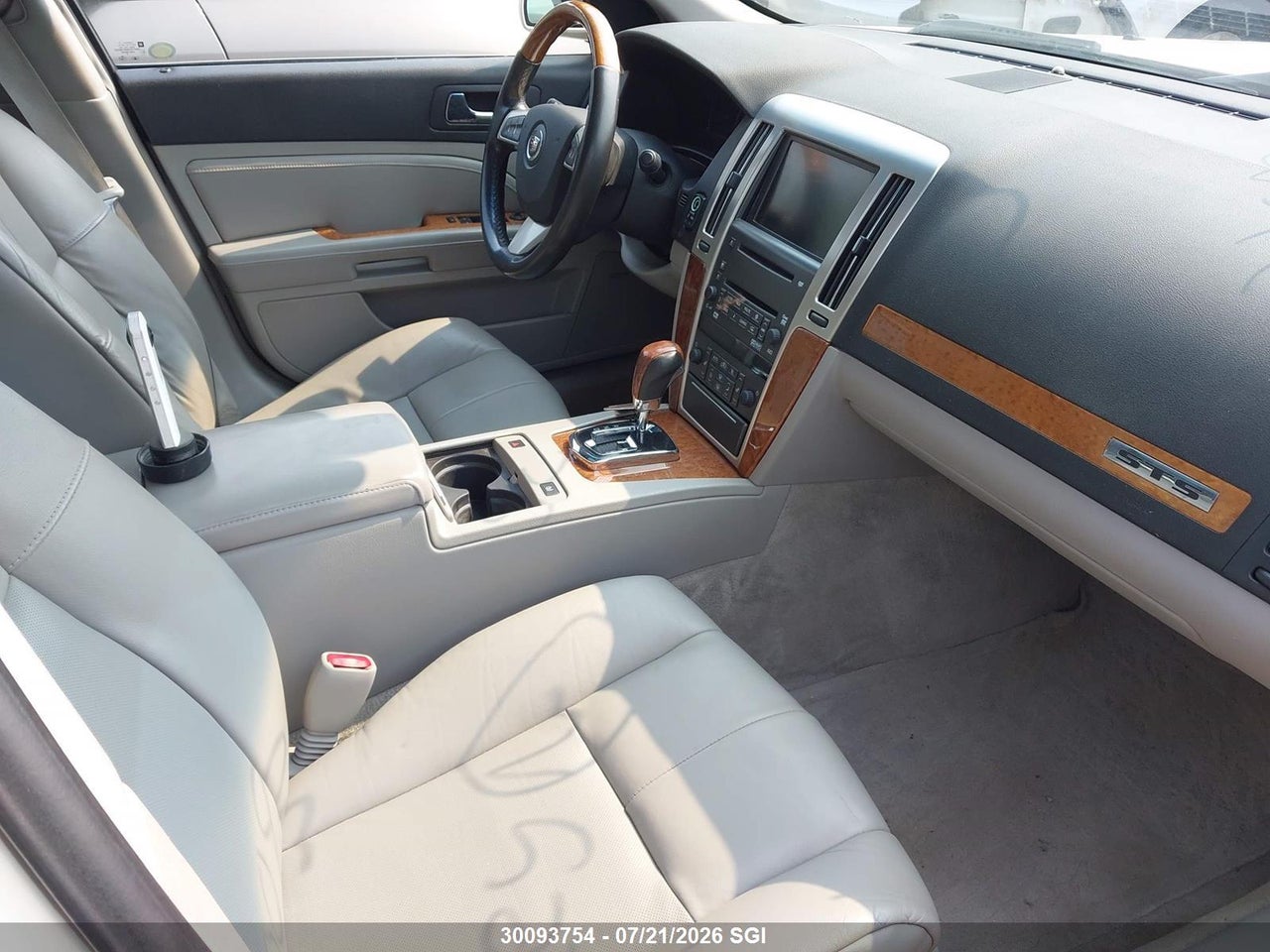 2009 CADILLAC STS thumbnail 6