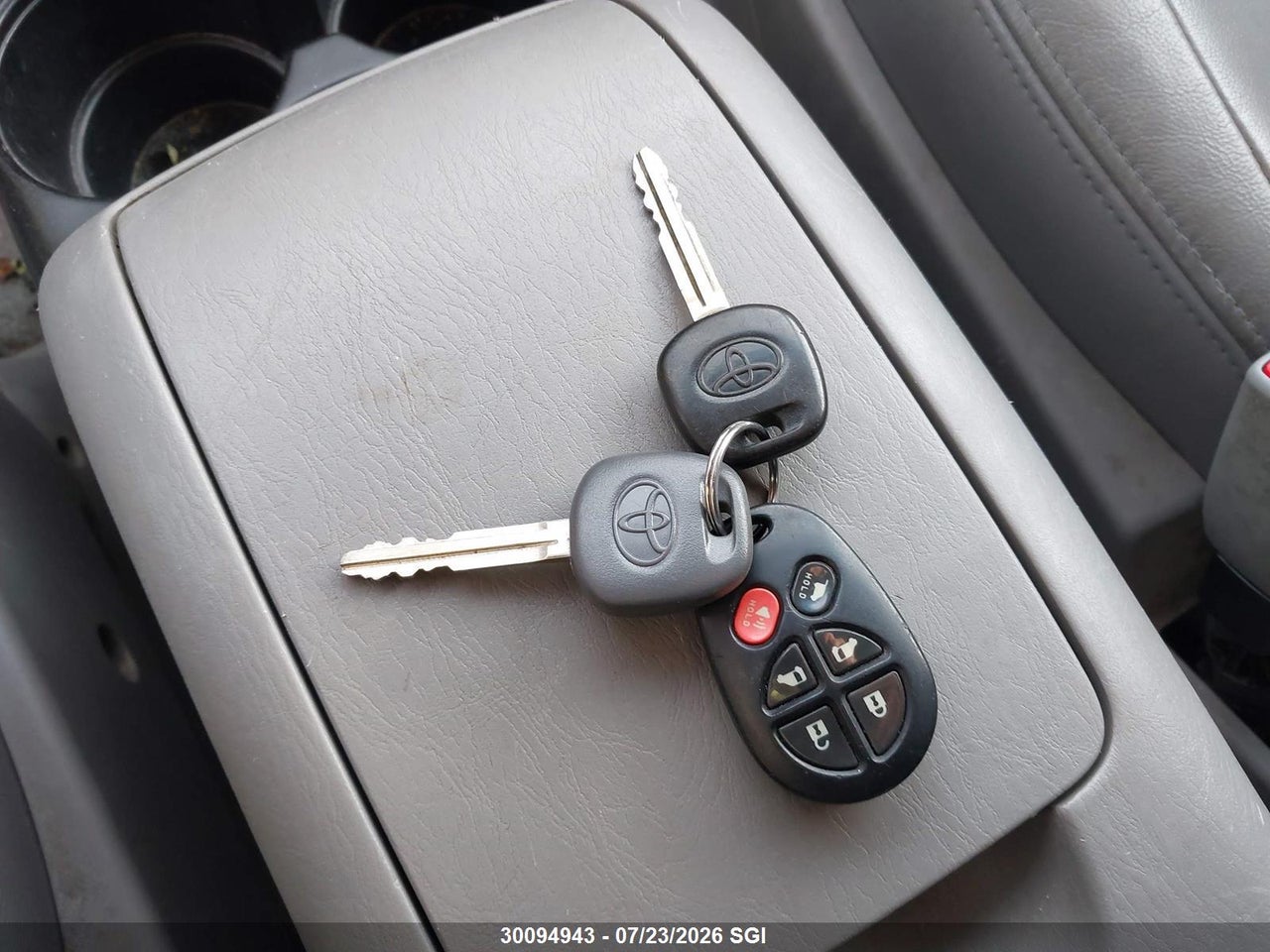 2009 TOYOTA SIENNA CE/LE thumbnail 12