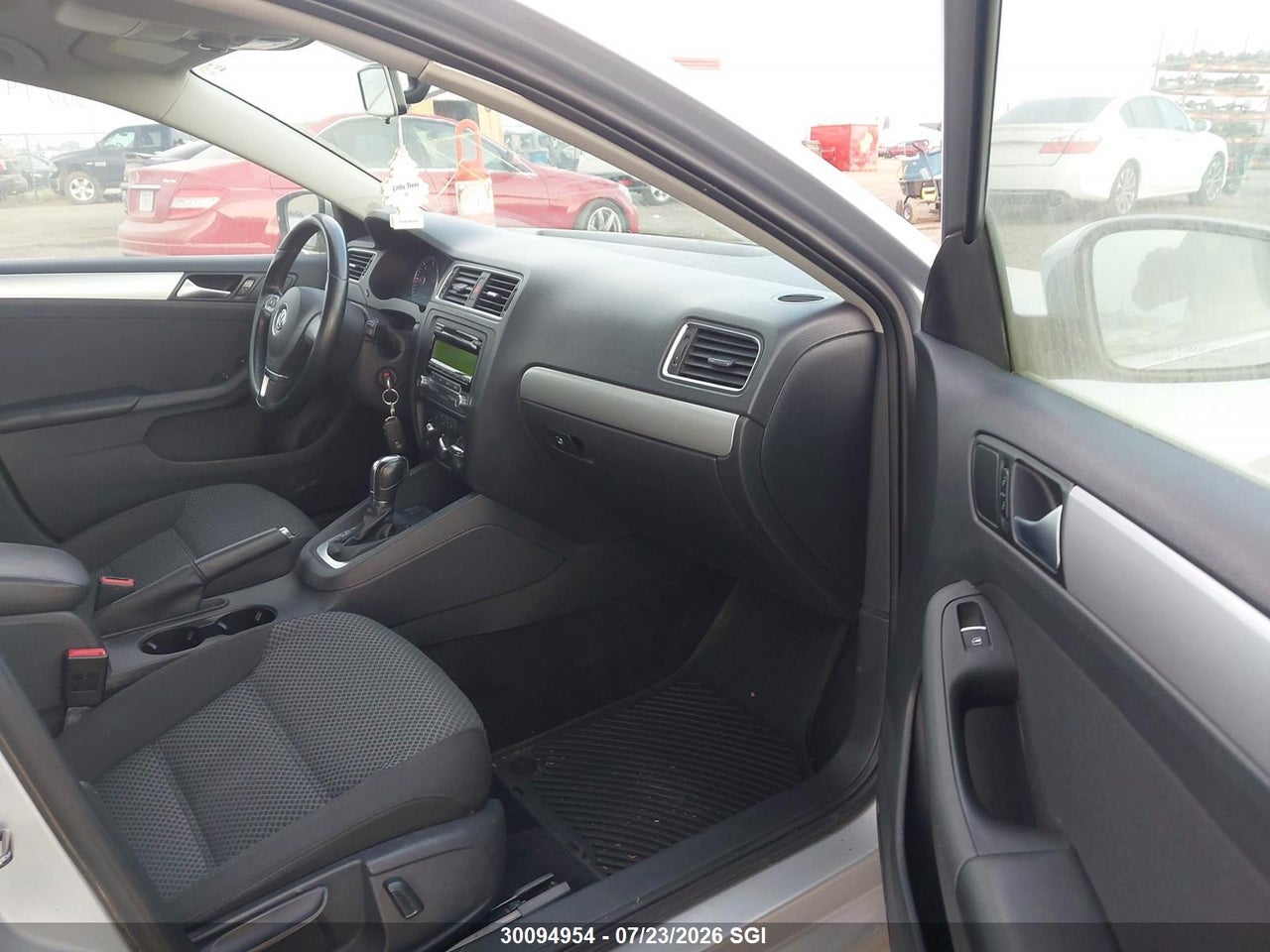 2014 VOLKSWAGEN JETTA TDI thumbnail 6