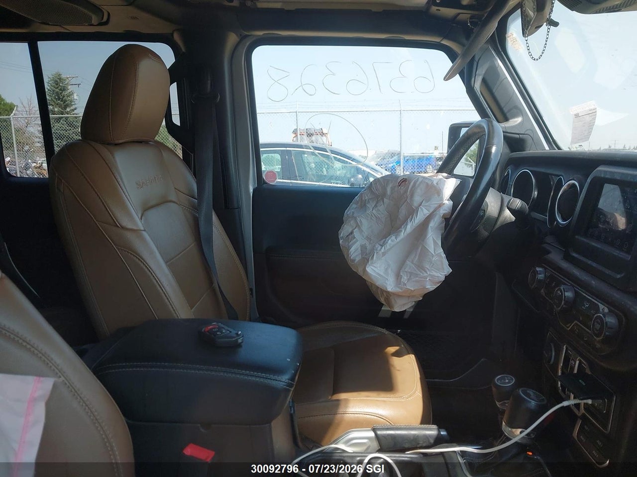 2020 JEEP WRANGLER UNLIMITED SAHARA thumbnail 6