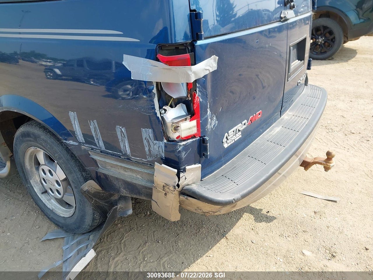 2003 CHEVROLET ASTRO thumbnail 7