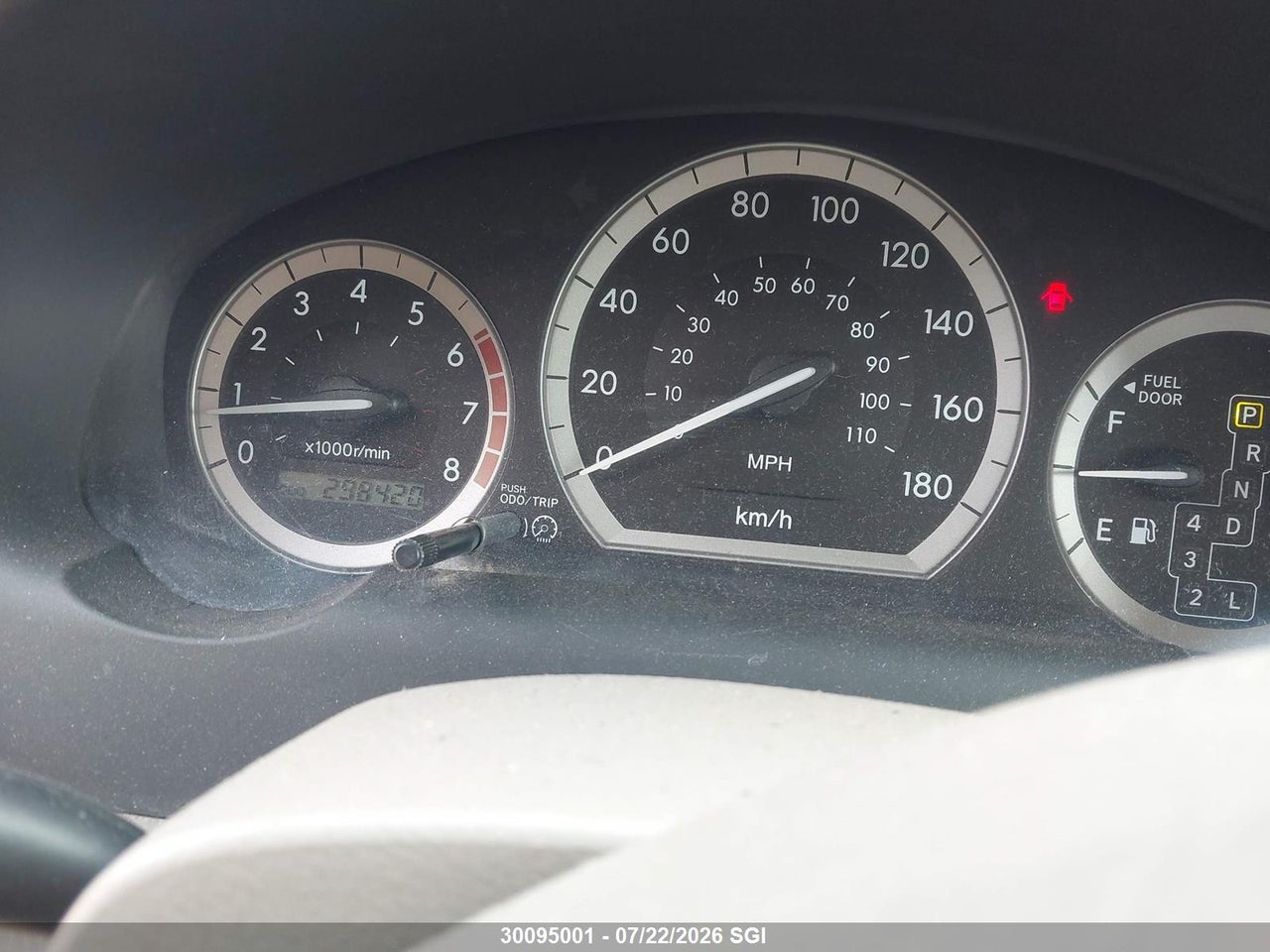 2004 TOYOTA SIENNA XLE/XLE LIMITED thumbnail 8