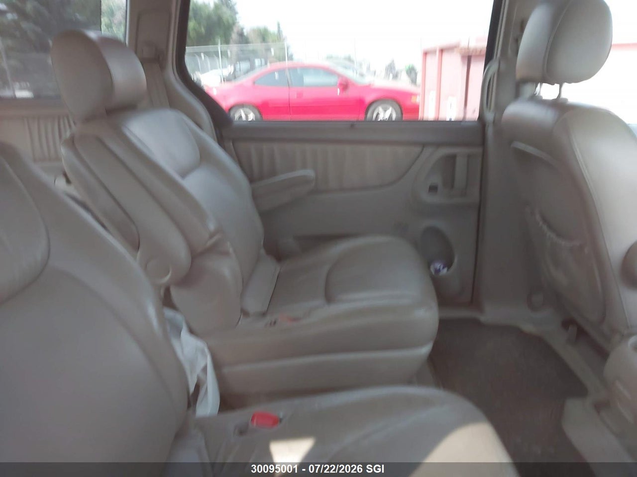 2004 TOYOTA SIENNA XLE/XLE LIMITED thumbnail 9
